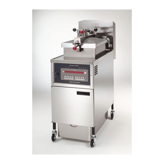 PFE500 with 1000 Computron Control Four Head Pressure Fryer 162288