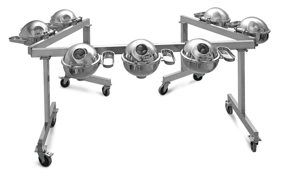Portable Chafing Dish Trolley with 7 Round 7 Ltrs Chafing Dishes Ð Can be displayed in different styles Ð 4+3, 2+3+2, 7.  with Glass Window and with Dome Lid, with adjustable Mechanism for slow movement of cover.   (Heat