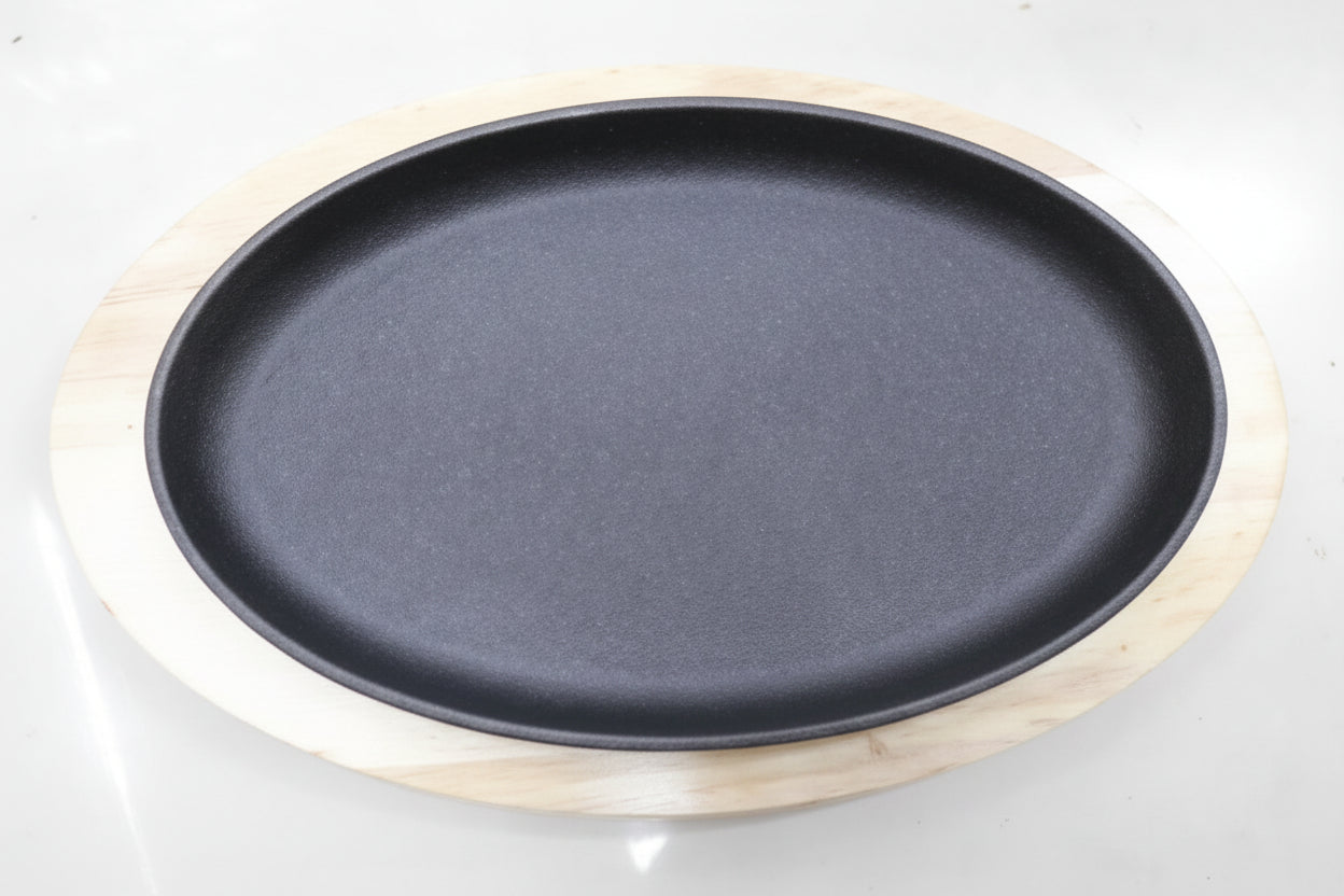 Oval Sizzler Iron platter wooden+iron 26cm 1PC
