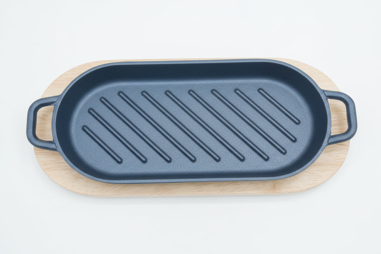 Oval Sizzler Iron platter wooden+iron 22*10cm 1PC