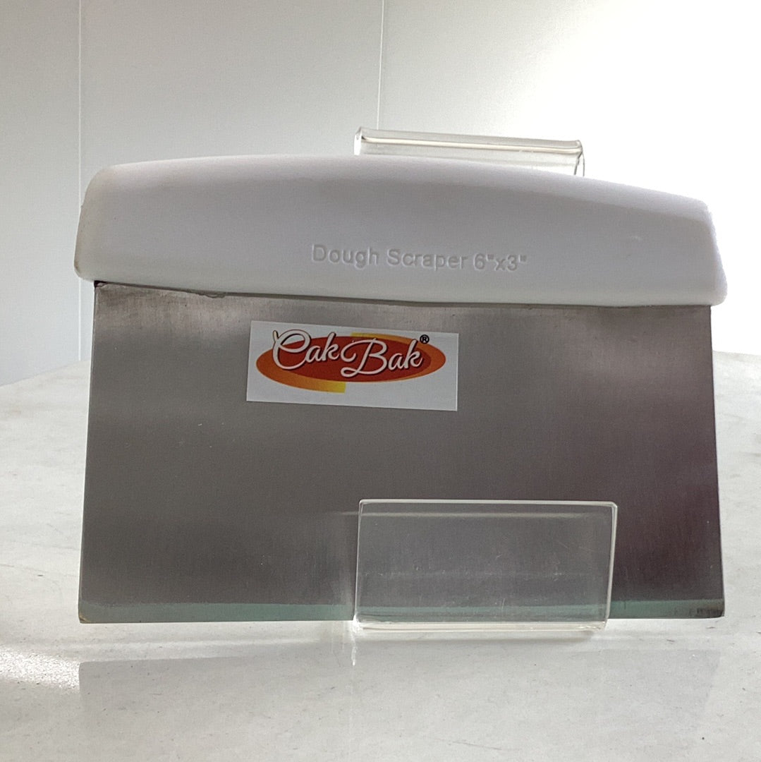 DOUGH SCRAPER 5''X3''