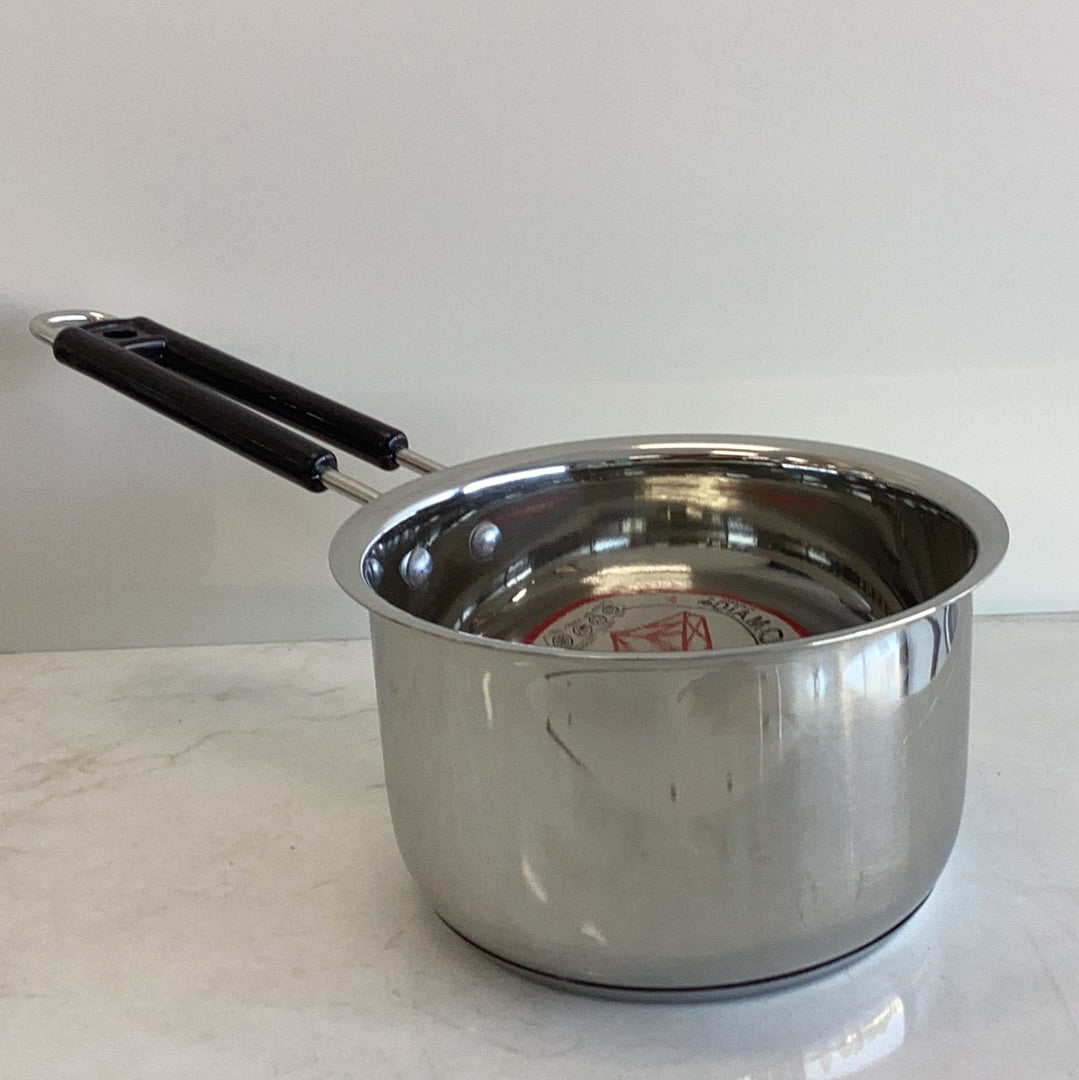 SAUCE PAN SIZE 13 with black handle