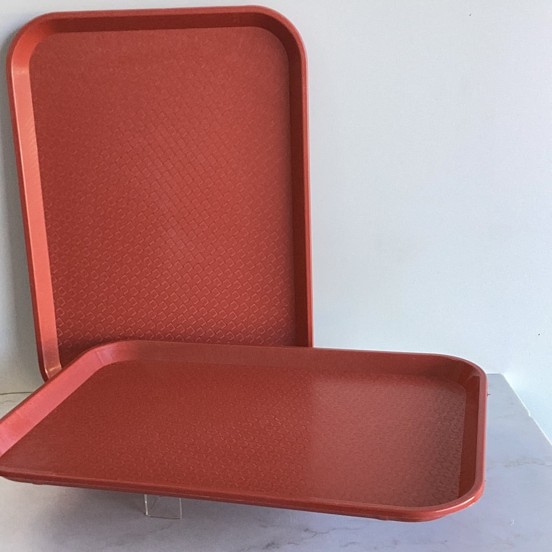 RED PLASTIC TRAY - (40.5cm)