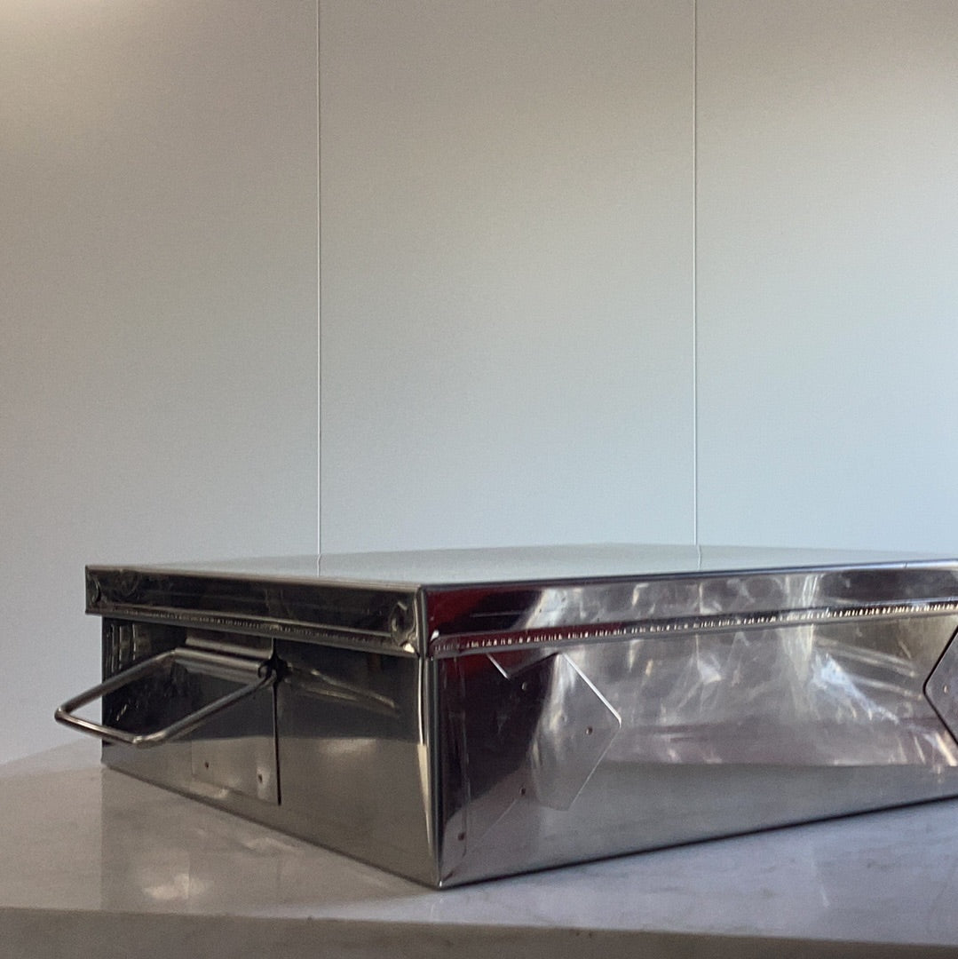 SS SPICE BOX WITH LID 9COMP